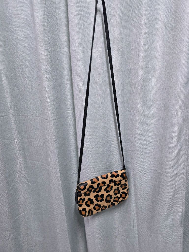 코치 가죽 미니 크로스백--1