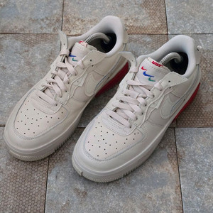 (245)나이키 에어포스 1 폰탄카 펄 화이트 스니커즈 운동화