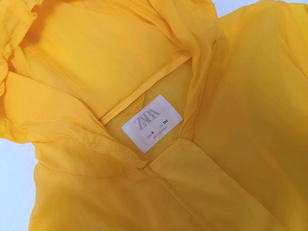 ZARA 여아 옐로우 후드 바람막이 점퍼 9y--4