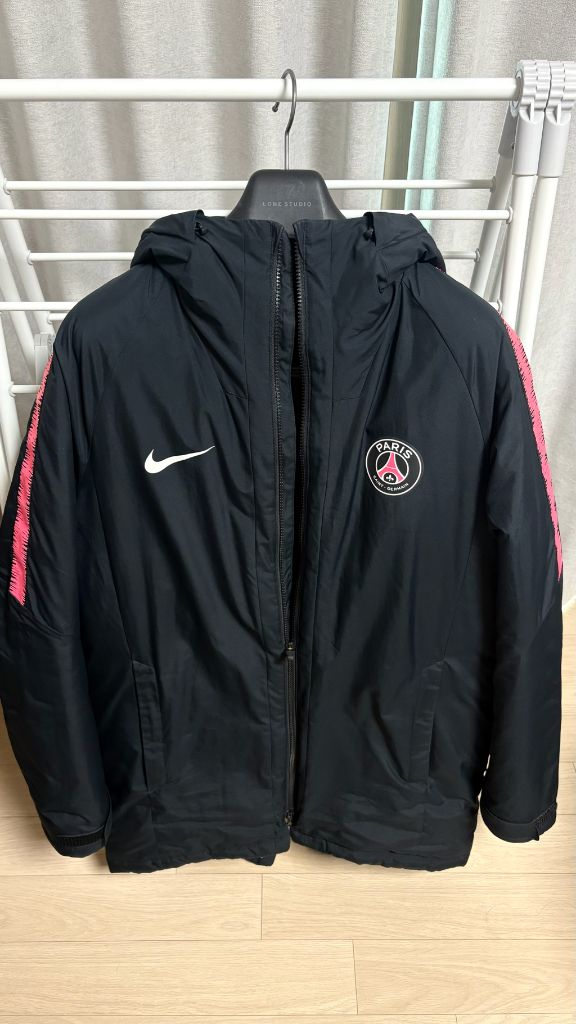 18-19 PSG 미드필드 자켓 국내M 나코탭 이미지