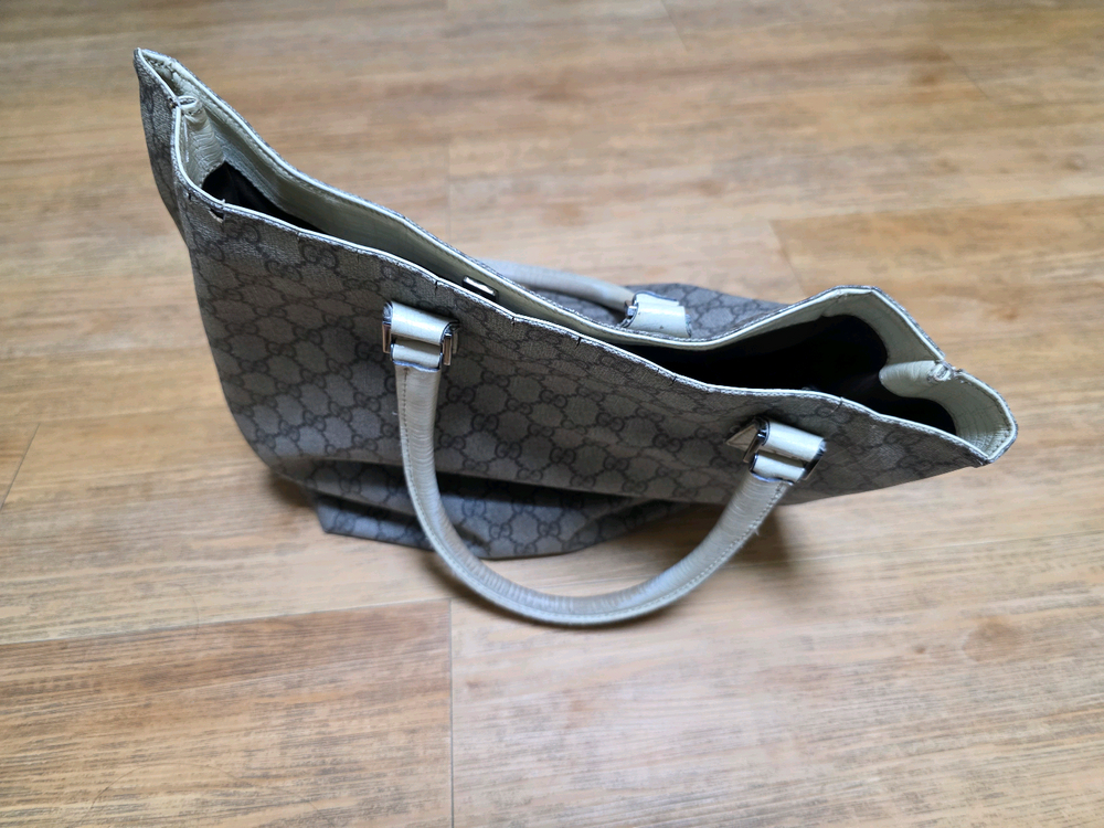 구찌 GG 캔버스 토트백--1