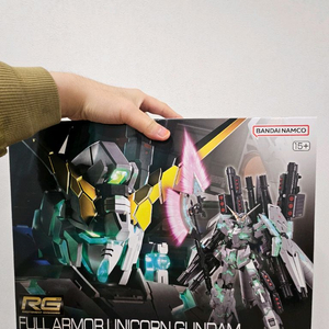 RG 풀아머 유니콘 건담