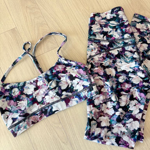 룰루레몬 플로럴 패턴 세트 4