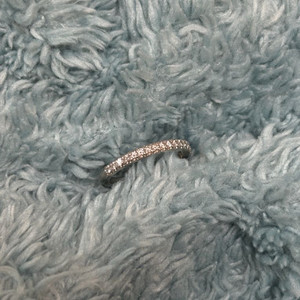 티파니앤코 다이아몬드 하프 이터니티 링(정품)