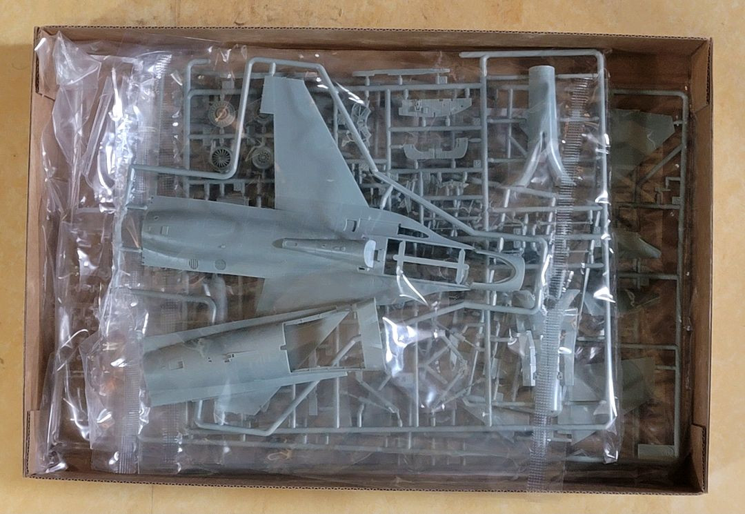 KAI 경전투기/전술입문기 TA-50 1/48 울프팩디자인--2