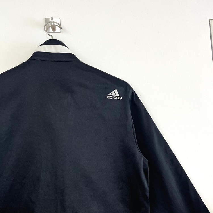 아디다스 레알마드리드 검흰 우븐 트랙탑 져지 이미지