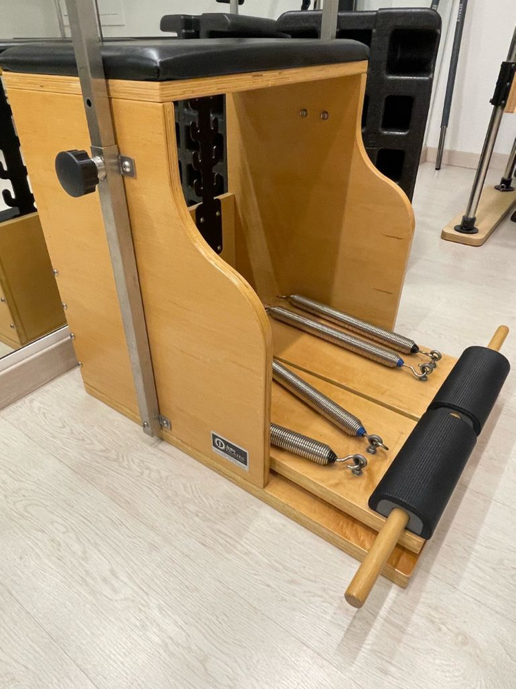 필라테스 기구, 타워리포머2대, 체어1대 일괄판매, 소도구 그냥 드립니다:)--3