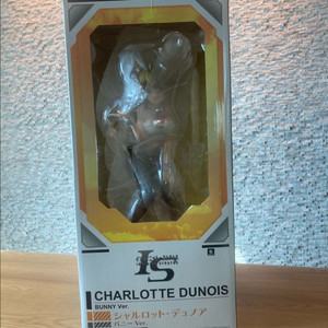 프링 IS 샤를로트 뒤누아 바니걸 버전 1/4 피규어