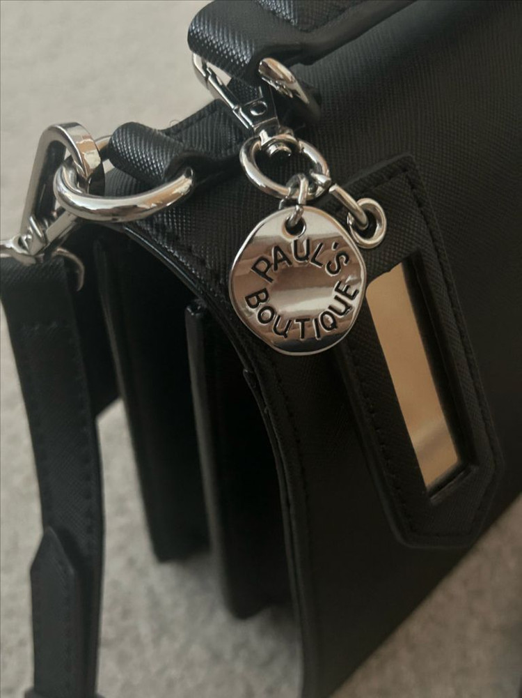 폴스부띠끄 크로스백 원가 13만원 거의 새상품 이미지