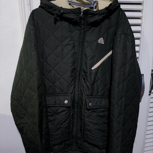 100 나이키 ACG 딥그린 퀼팅후드 유틸리티