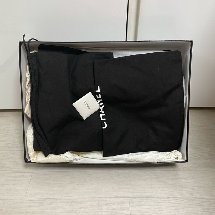 샤넬 스웨이드 카멜리아 부츠 38사이즈--6