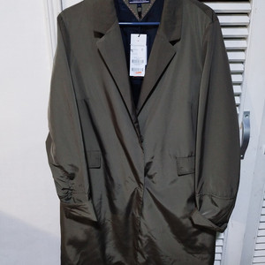 새거 M 타미힐피거 하프코트