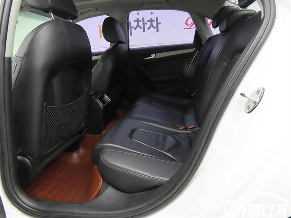 [아우디]뉴 A4 2.0 TDI #2026년특가--5