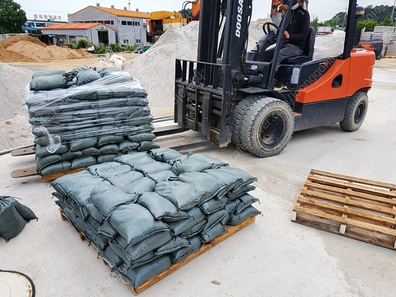 철물점 모래마대 모래주머니 수방마대 차수막 마대모래 이미지