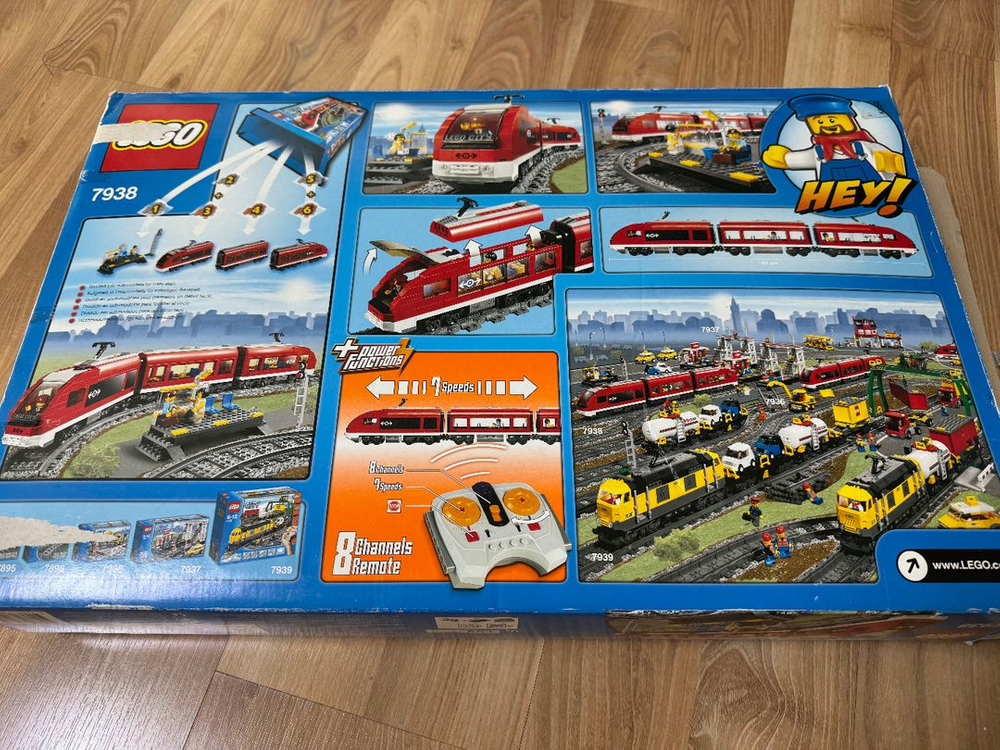 레고7938여객기차--1