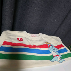 헤지스 베베드피노 아동 맨투맨 티셔츠 바지 나이키 뉴발 아디다스 패딩