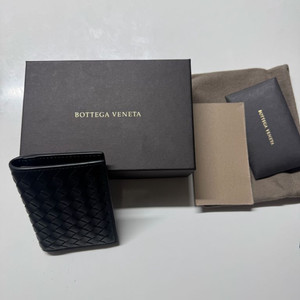 보테가베네타 플랩 카드지갑