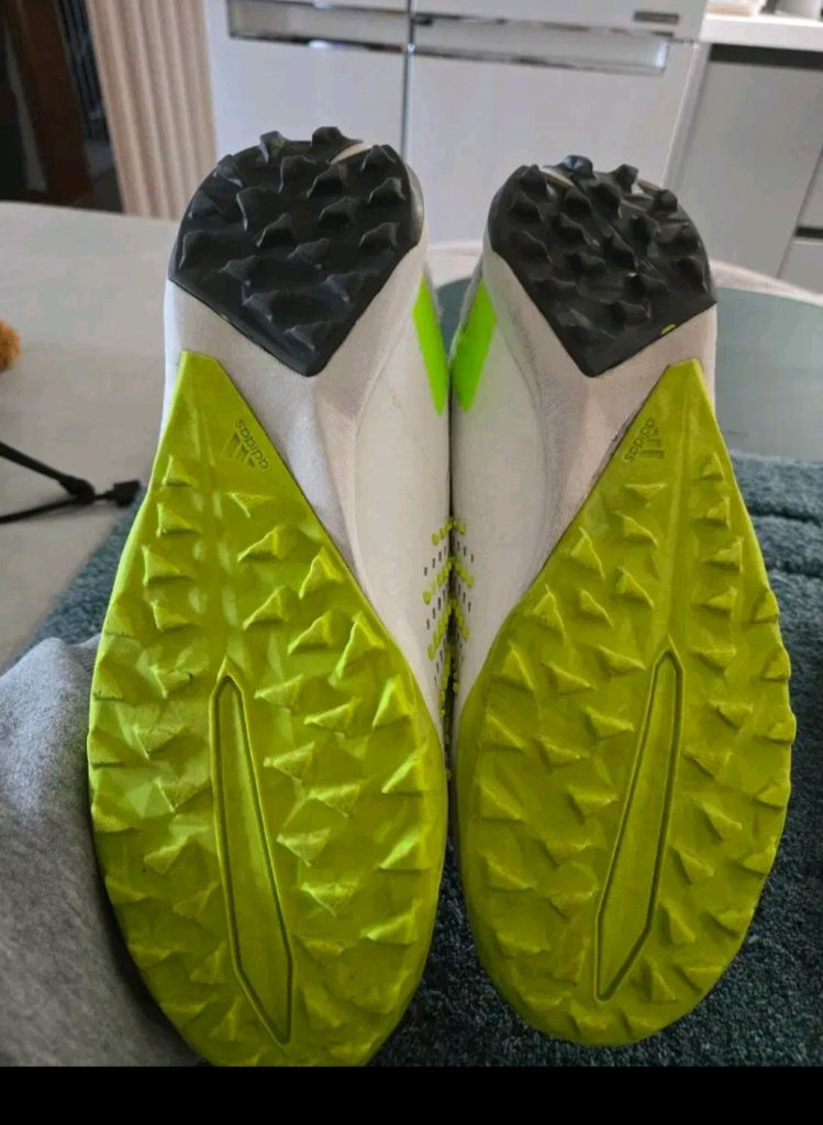 미즈노. 아디다스 축구화 250mm 이미지