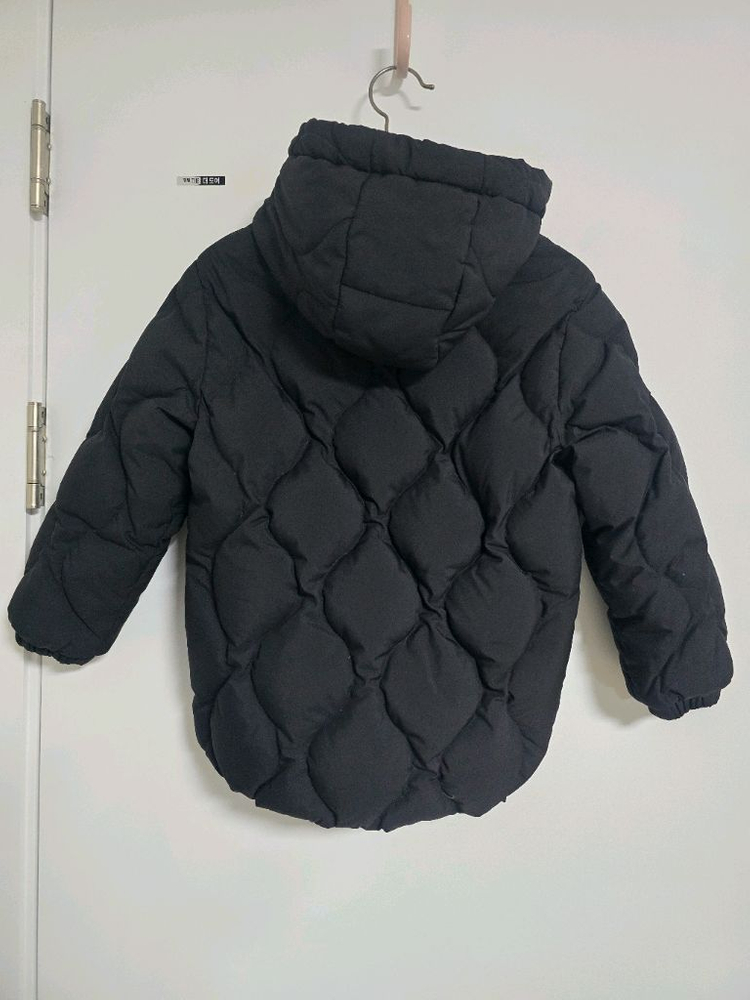 뉴발란스키즈 덕다운 경량패딩점퍼 130사이즈 블랙--3