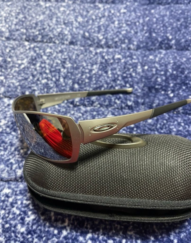 오클리 티타늄 선글라스--1