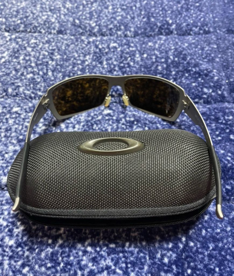 오클리 티타늄 선글라스--2