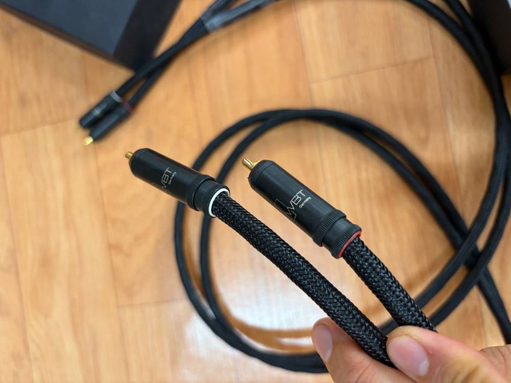 요르마 트리니티 RCA 케이블 1.5미터--1