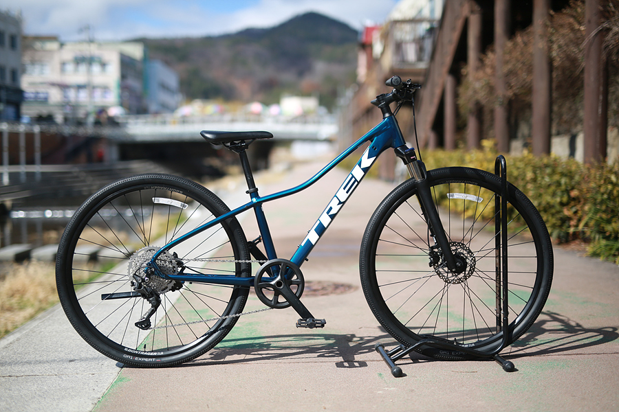 *상태좋음*22년 TREK 듀얼스포츠 3 S 14인치 하이브리드 29인치 이미지