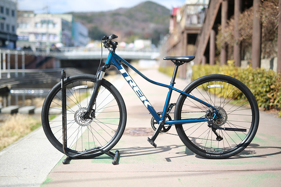 *상태좋음*22년 TREK 듀얼스포츠 3 S 14인치 하이브리드 29인치 이미지