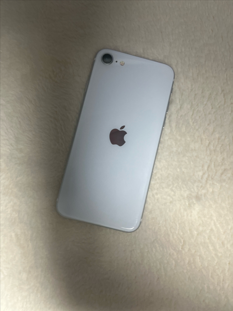 아이폰 se2 64gb.S급--1