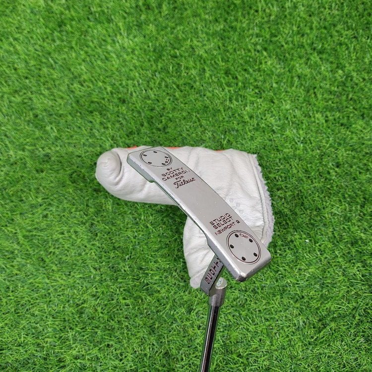 스카티카메론 스튜디오셀렉트 뉴포터2 퍼터 이미지