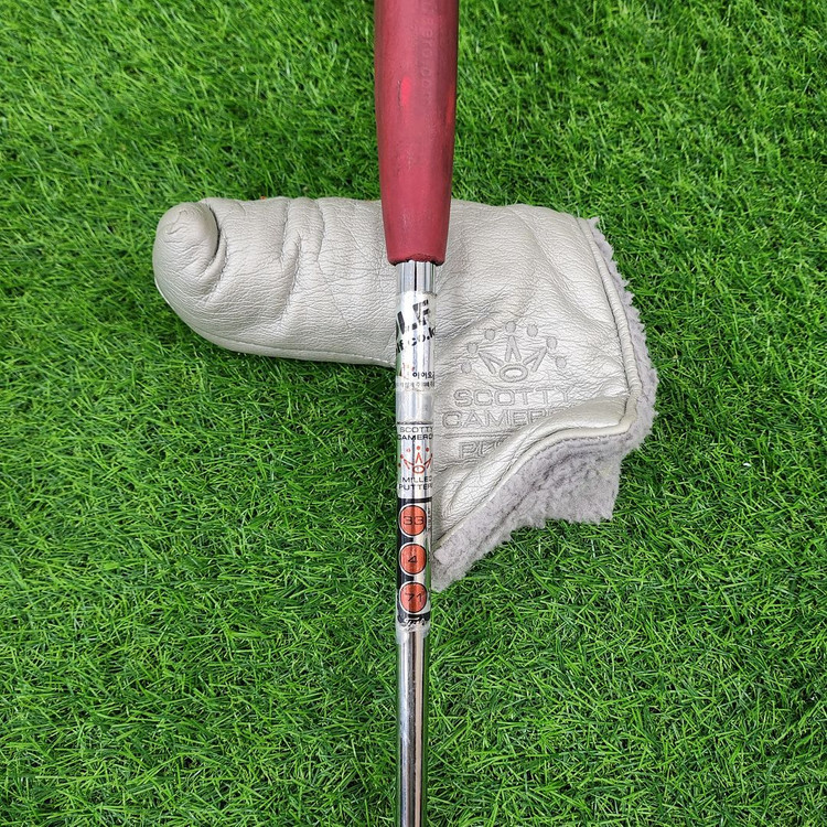 스카티카메론 스튜디오셀렉트 뉴포터2 퍼터 이미지