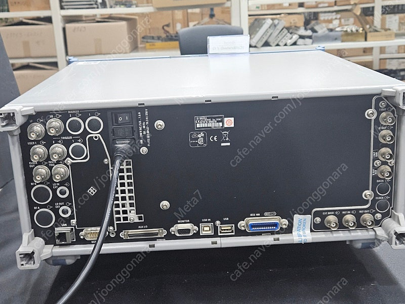 R&S SMU-200A 6G Signal Generator 중고 판매 이미지