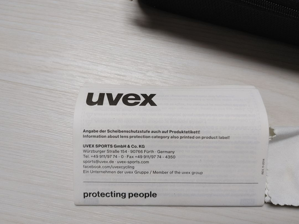 A급] 정품 우벡스 202 레이스바리오 (화이트/변색블루) 스포츠 선글라스 자전거 골프 고글 팝니다. 택포7만--5