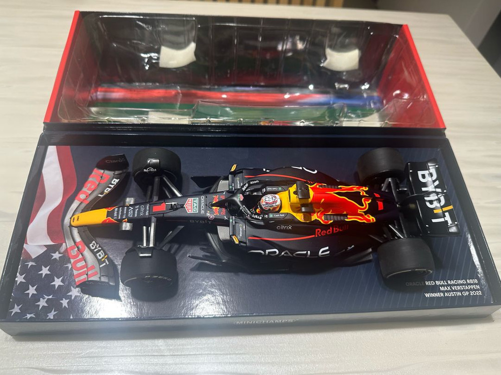 미니챔프 rb18 1:18스케일 막스베르스타펜 오스틴 그랑프리 111개 한정--4