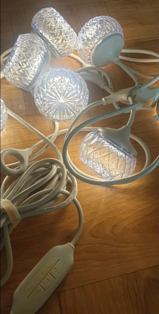 크레모아 이너프7 캠핑랜턴 판매합니다.--3