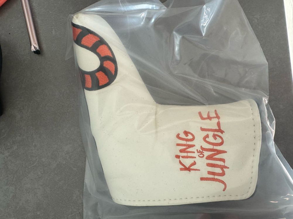 스카티카메론 킹오브정글 타이거 퍼터커버 이미지