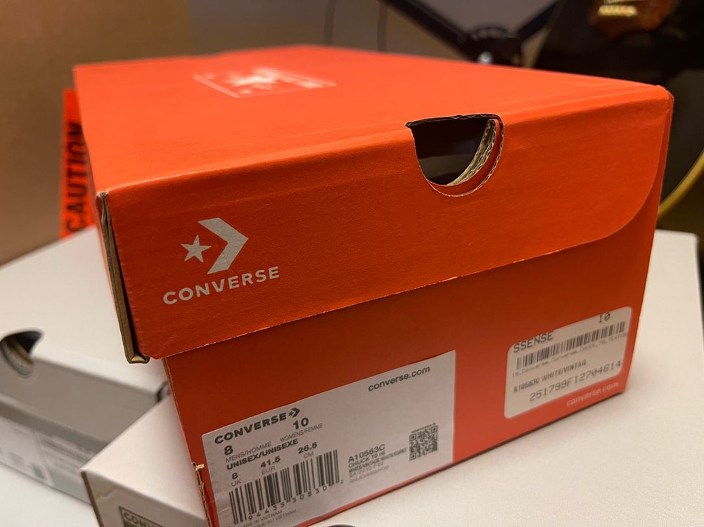 [265] 25 FW 컨버스 화이트 척 70 하이탑 스니커즈--3