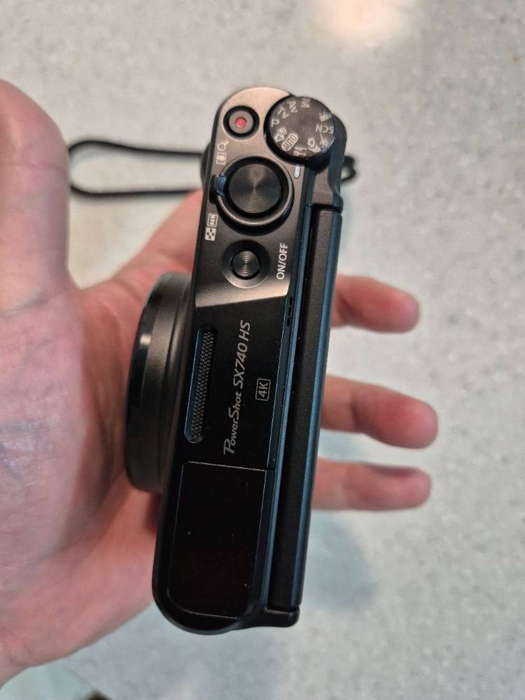 캐논 파워샷 sx740hs 판매합니다--1