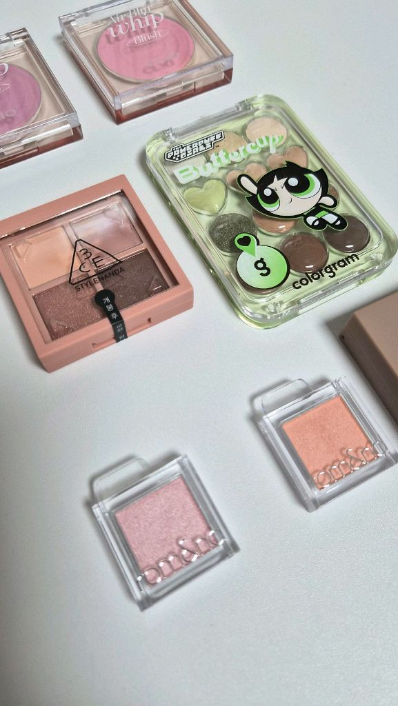 클리오 롬앤 아이 팔레트 섀도우 블러쉬 블러셔 컬러 팔레트--2