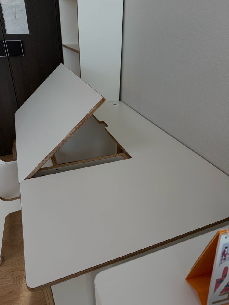 우드래빗 마이토1200 각도조절 책상/의자 , 책장, 옷장--1