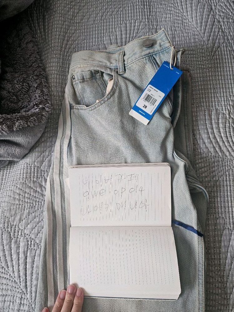 [28]아디다스 아딜레늄 시즌 3 데님JY6292--1