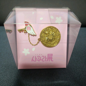 카드캡터 사쿠라전 - 마법에 걸린 미술관 - 봉인의 지팡이 금속 뱃지 (미사용) 이미지