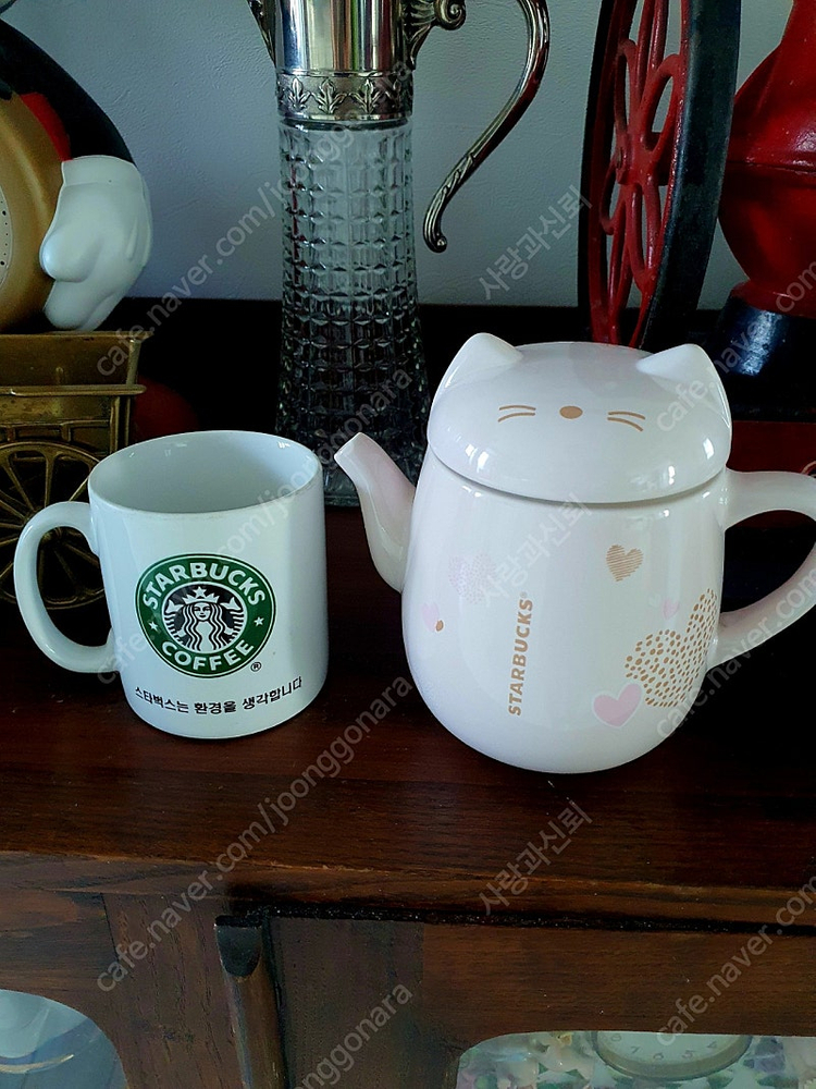2018년 스타벅스 바렌타인 한정판 고양이티팟 이미지