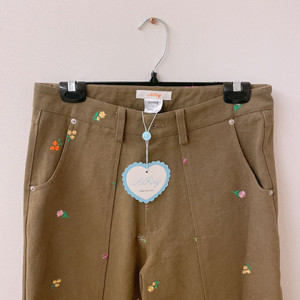 아이링마켓 플라워 카펜터 팬츠 카키 새상품