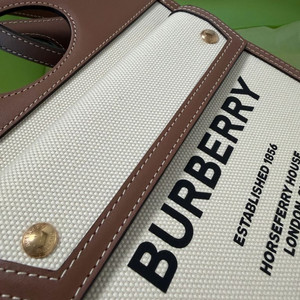 버버리 포켓백 캔버스백