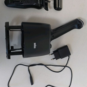 브라운 이지클린 시리즈 5 전기면도기 52-N1000s 블랙