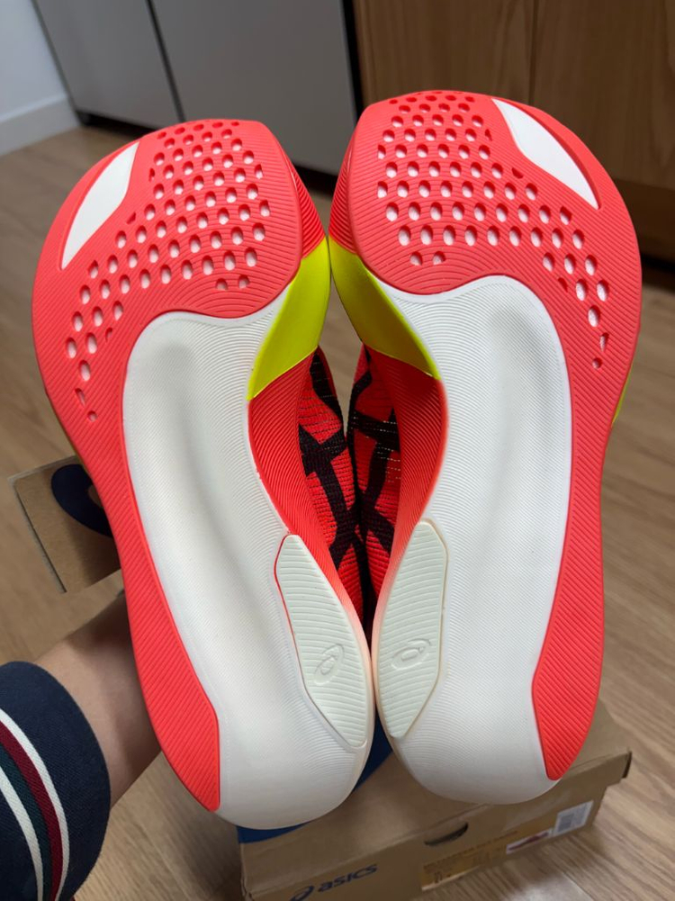 아식스 메타스피드 스카이 파리 레드블랙--3