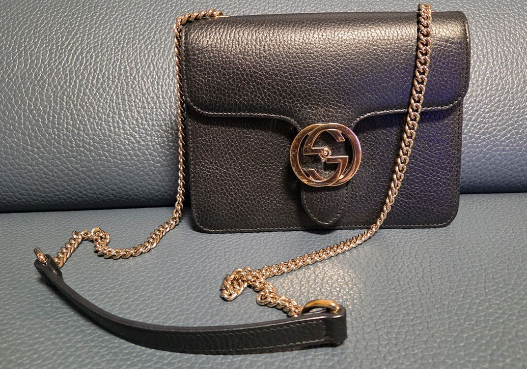 구찌 인터로킹 체인백 스몰 블랙 구찌 가방--2