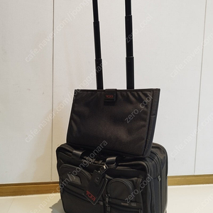 TUMI 26104DH 투미 비지니스 파일럿 기장캐리어