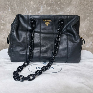 [매장정품]프라다 숄더백 상태최상